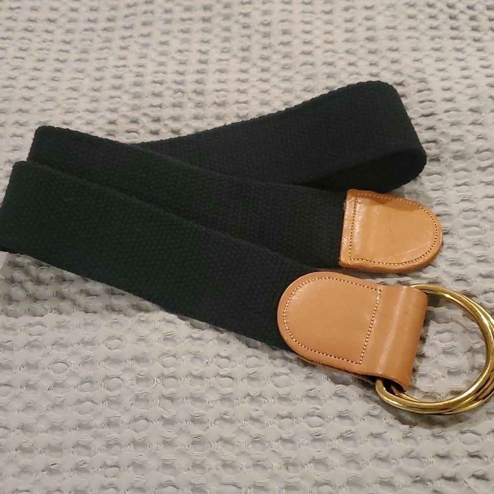 𝅺Black Web Belt Size M/L